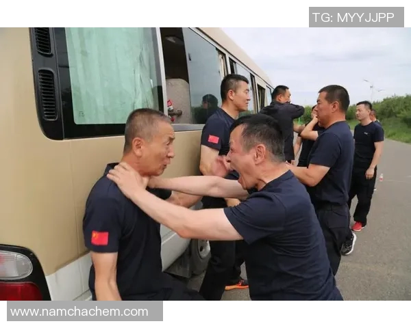 重庆篮球队快攻革新之路：战术创新与团队协作的完美结合