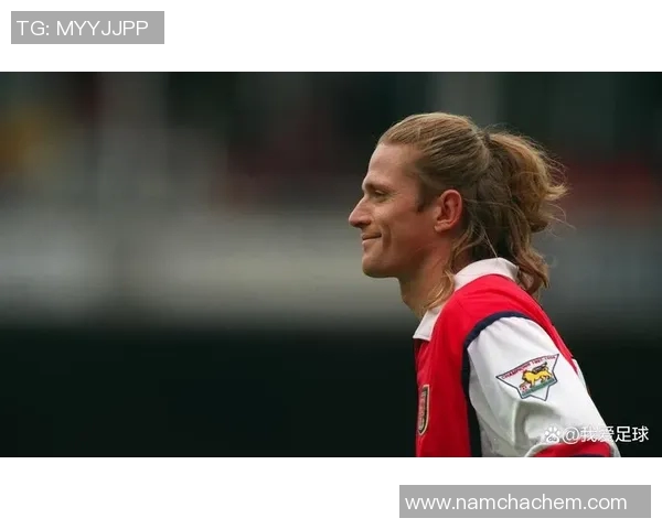 足球明星人物的传奇故事与成就分享，激励年轻球员追逐梦想