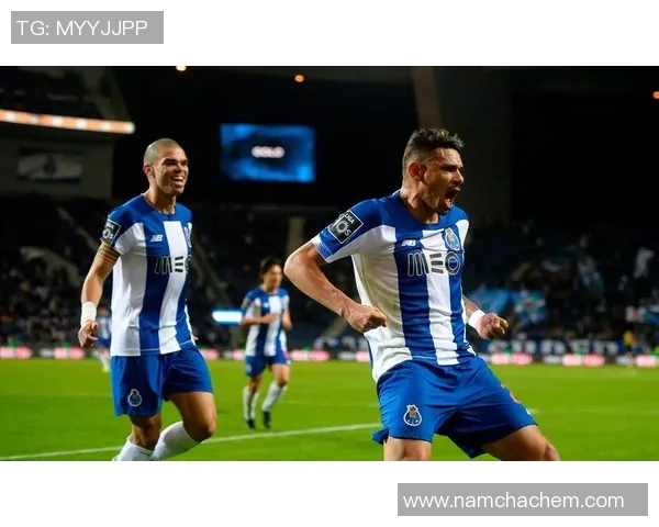 足球明星是否都隶属于俱乐部的探讨与分析