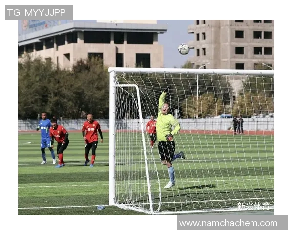 从草根到绿茵场梦想成真如何通过努力变成足球明星的成功之路