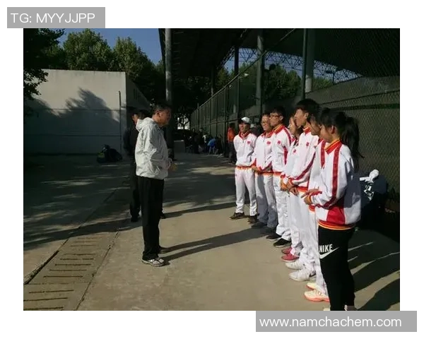 北京网球队比赛经验引发热议球迷对表现与策略展开激烈讨论