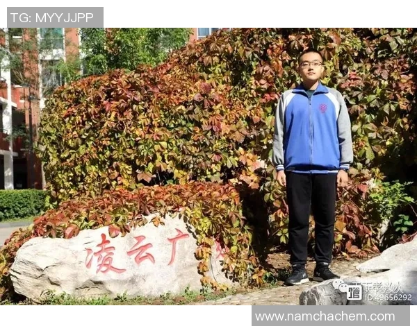 孝义市足球明星队展现青春风采助力地方体育发展与文化传承